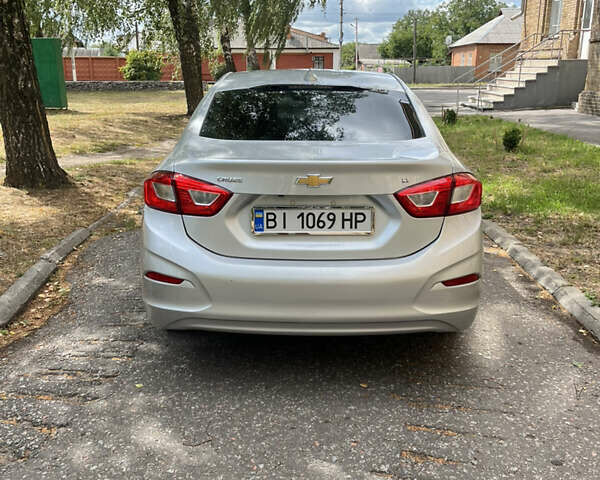 Серый Шевроле Круз, объемом двигателя 1.4 л и пробегом 162 тыс. км за 9200 $, фото 1 на Automoto.ua