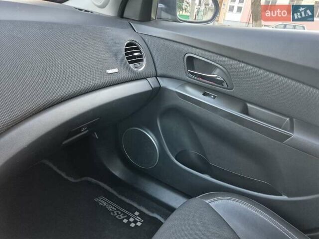 Сірий Шевроле Круз, об'ємом двигуна 2 л та пробігом 212 тис. км за 8850 $, фото 25 на Automoto.ua