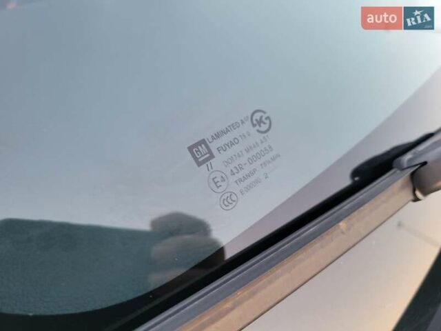 Сірий Шевроле Круз, об'ємом двигуна 1.6 л та пробігом 185 тис. км за 6200 $, фото 72 на Automoto.ua