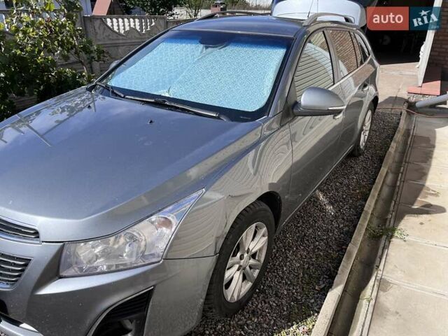 Серый Шевроле Круз, объемом двигателя 1.8 л и пробегом 221 тыс. км за 7000 $, фото 2 на Automoto.ua