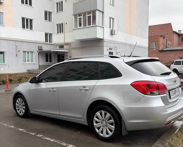 Серый Шевроле Круз, объемом двигателя 1.6 л и пробегом 249 тыс. км за 8500 $, фото 5 на Automoto.ua