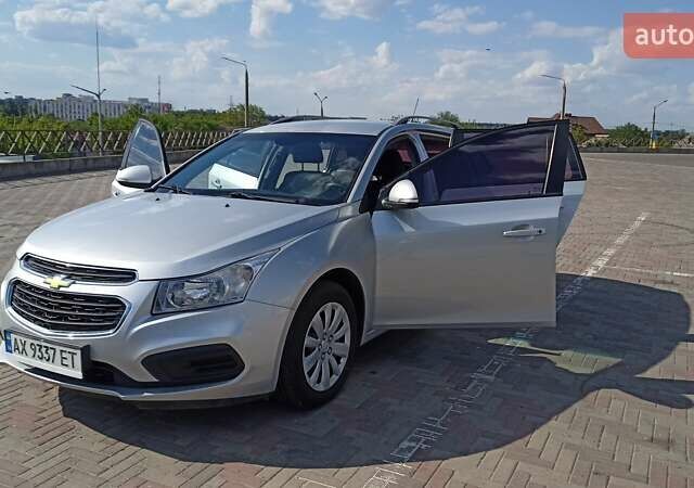 Серый Шевроле Круз, объемом двигателя 1.6 л и пробегом 120 тыс. км за 8900 $, фото 23 на Automoto.ua