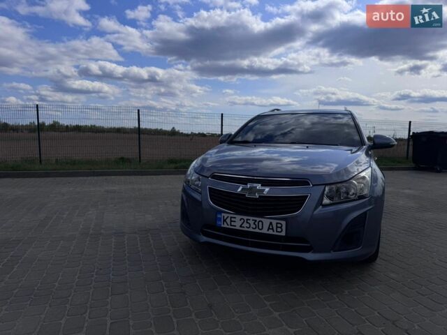 Серый Шевроле Круз, объемом двигателя 1.6 л и пробегом 192 тыс. км за 8000 $, фото 1 на Automoto.ua