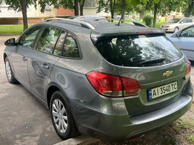 Серый Шевроле Круз, объемом двигателя 1.6 л и пробегом 176 тыс. км за 7500 $, фото 2 на Automoto.ua
