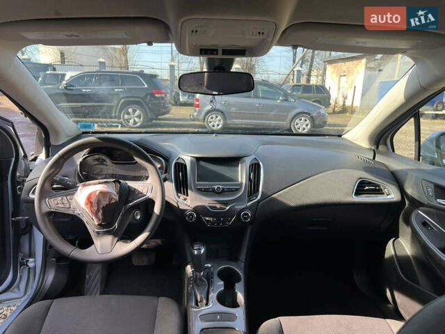 Синий Шевроле Круз, объемом двигателя 1.4 л и пробегом 140 тыс. км за 5300 $, фото 12 на Automoto.ua