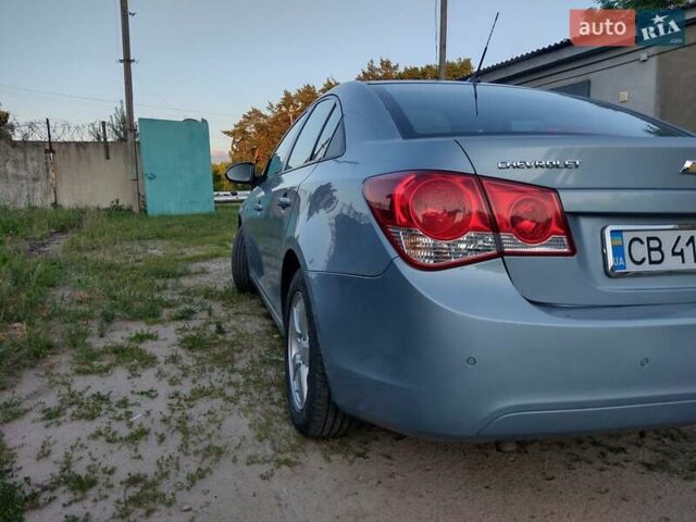 Синий Шевроле Круз, объемом двигателя 1.6 л и пробегом 179 тыс. км за 6000 $, фото 7 на Automoto.ua