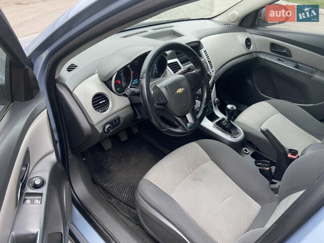 Синій Шевроле Круз, об'ємом двигуна 1.6 л та пробігом 199 тис. км за 5900 $, фото 8 на Automoto.ua