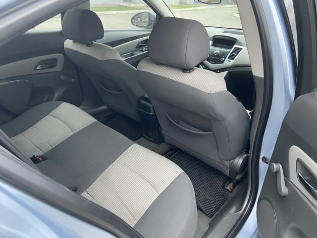 Синій Шевроле Круз, об'ємом двигуна 1.6 л та пробігом 199 тис. км за 5900 $, фото 11 на Automoto.ua