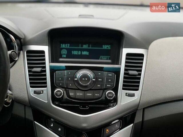 Синій Шевроле Круз, об'ємом двигуна 1.8 л та пробігом 310 тис. км за 6300 $, фото 14 на Automoto.ua