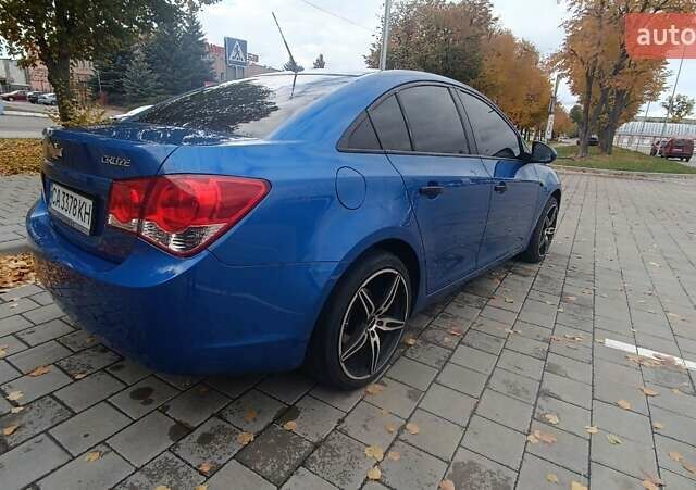 Синий Шевроле Круз, объемом двигателя 1.6 л и пробегом 248 тыс. км за 6600 $, фото 7 на Automoto.ua