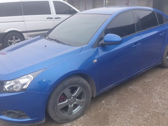 Синій Шевроле Круз, об'ємом двигуна 1.6 л та пробігом 100 тис. км за 6000 $, фото 3 на Automoto.ua