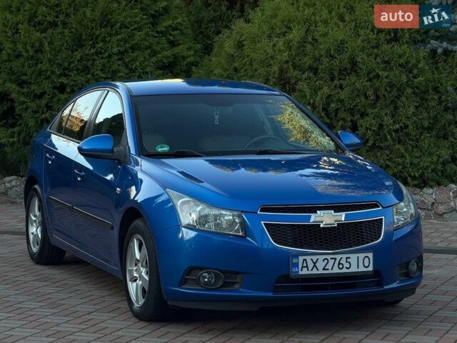 Синий Шевроле Круз, объемом двигателя 1.6 л и пробегом 208 тыс. км за 5500 $, фото 13 на Automoto.ua