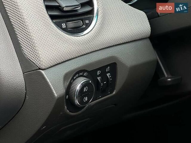 Синій Шевроле Круз, об'ємом двигуна 1.8 л та пробігом 310 тис. км за 6300 $, фото 12 на Automoto.ua