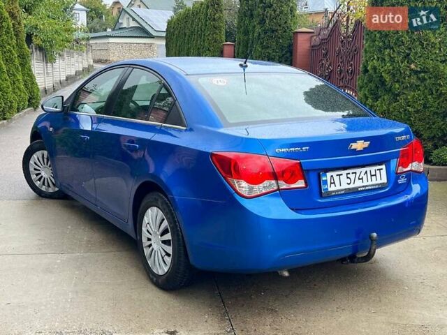 Синій Шевроле Круз, об'ємом двигуна 1.8 л та пробігом 310 тис. км за 6300 $, фото 5 на Automoto.ua