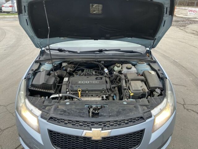 Синій Шевроле Круз, об'ємом двигуна 1.6 л та пробігом 199 тис. км за 5900 $, фото 14 на Automoto.ua