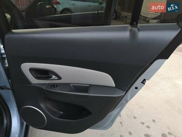 Синій Шевроле Круз, об'ємом двигуна 1.8 л та пробігом 173 тис. км за 5800 $, фото 36 на Automoto.ua