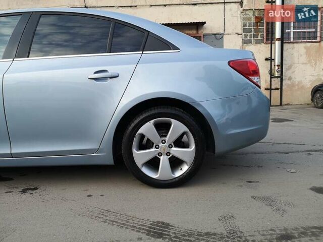 Синий Шевроле Круз, объемом двигателя 1.8 л и пробегом 173 тыс. км за 6200 $, фото 11 на Automoto.ua
