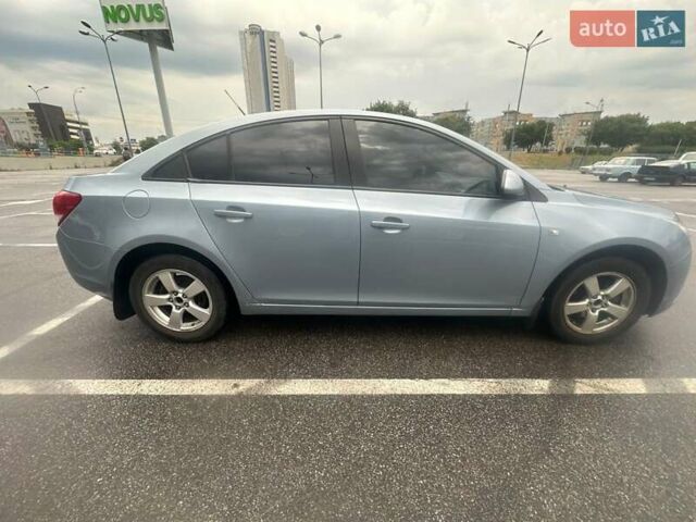 Синий Шевроле Круз, объемом двигателя 1.8 л и пробегом 231 тыс. км за 6400 $, фото 10 на Automoto.ua