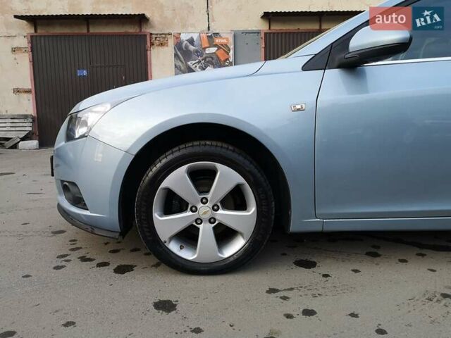 Синій Шевроле Круз, об'ємом двигуна 1.8 л та пробігом 173 тис. км за 5800 $, фото 10 на Automoto.ua