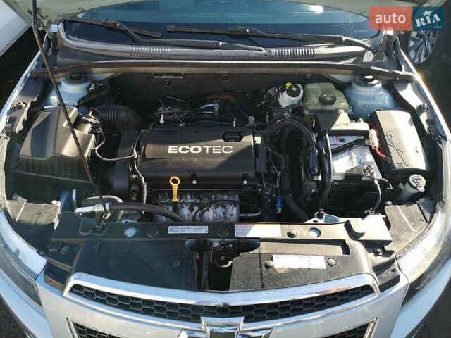 Синий Шевроле Круз, объемом двигателя 1.8 л и пробегом 175 тыс. км за 5600 $, фото 40 на Automoto.ua