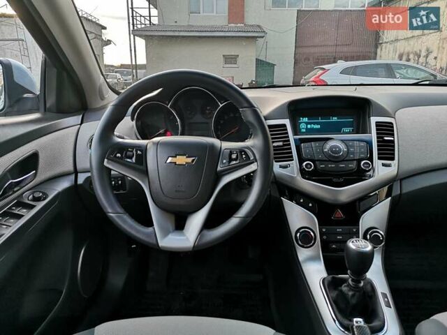Синій Шевроле Круз, об'ємом двигуна 1.8 л та пробігом 173 тис. км за 5800 $, фото 19 на Automoto.ua