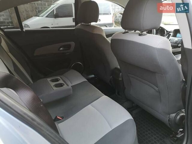 Синій Шевроле Круз, об'ємом двигуна 1.8 л та пробігом 173 тис. км за 5800 $, фото 29 на Automoto.ua