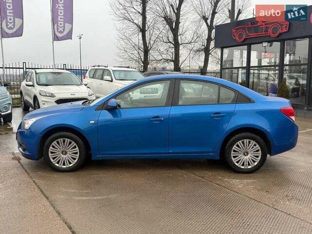 Синий Шевроле Круз, объемом двигателя 1.6 л и пробегом 155 тыс. км за 8700 $, фото 7 на Automoto.ua
