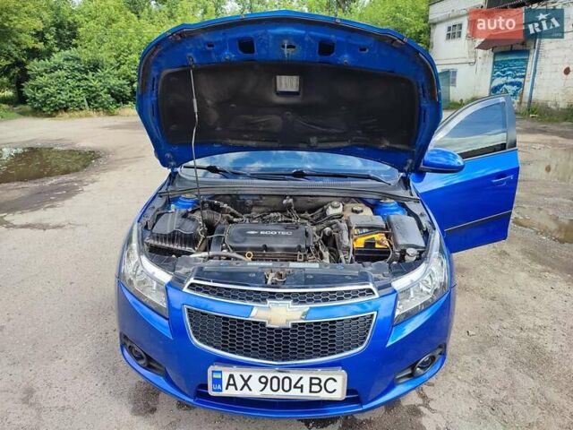 Синій Шевроле Круз, об'ємом двигуна 1.6 л та пробігом 161 тис. км за 7000 $, фото 3 на Automoto.ua