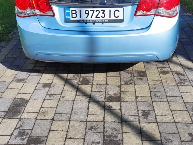 Синий Шевроле Круз, объемом двигателя 1.8 л и пробегом 181 тыс. км за 5900 $, фото 2 на Automoto.ua