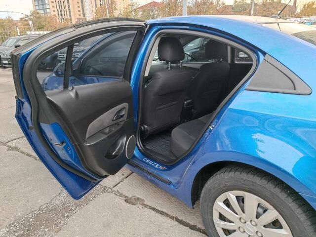 Шевроле Круз 2011 в Харькове на Automoto.ua Синий Шевроле Круз, объемом двигателя 1.6 л и пробегом 161 тыс. км за 6850 $, фото 11 на Automoto.ua