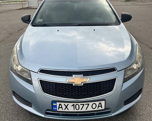 Синій Шевроле Круз, об'ємом двигуна 1.8 л та пробігом 248 тис. км за 6200 $, фото 3 на Automoto.ua