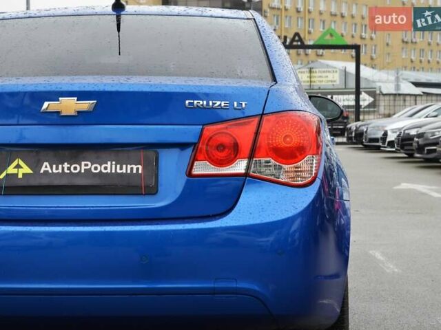 Синий Шевроле Круз, объемом двигателя 2 л и пробегом 160 тыс. км за 8999 $, фото 10 на Automoto.ua