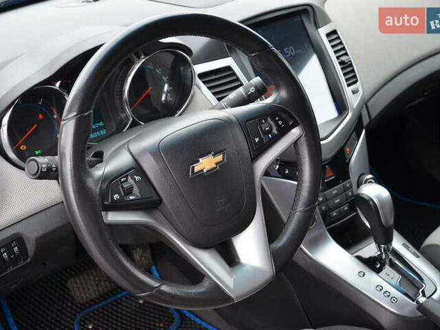 Синий Шевроле Круз, объемом двигателя 2 л и пробегом 160 тыс. км за 8999 $, фото 15 на Automoto.ua