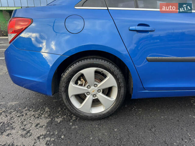 Синій Шевроле Круз, об'ємом двигуна 1.99 л та пробігом 160 тис. км за 8900 $, фото 3 на Automoto.ua