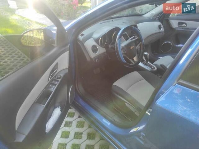 Синій Шевроле Круз, об'ємом двигуна 1.8 л та пробігом 243 тис. км за 6500 $, фото 4 на Automoto.ua