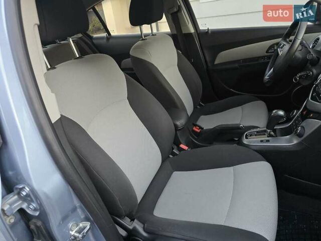 Синий Шевроле Круз, объемом двигателя 2 л и пробегом 127 тыс. км за 6950 $, фото 25 на Automoto.ua