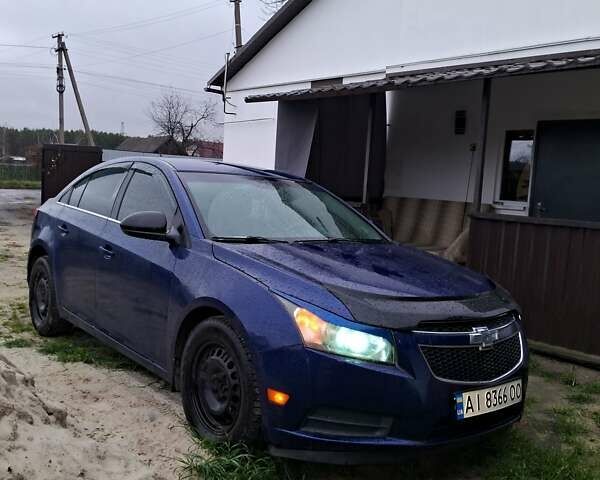 Синий Шевроле Круз, объемом двигателя 1.8 л и пробегом 210 тыс. км за 6000 $, фото 3 на Automoto.ua