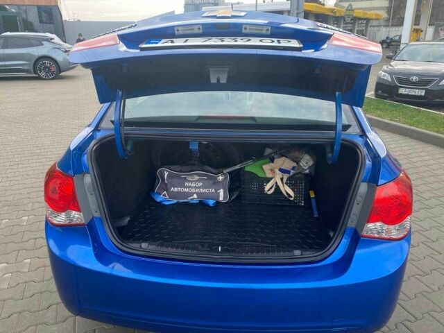 Синий Шевроле Круз, объемом двигателя 1.6 л и пробегом 155 тыс. км за 8300 $, фото 7 на Automoto.ua