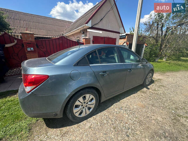 Синий Шевроле Круз, объемом двигателя 1.8 л и пробегом 163 тыс. км за 7499 $, фото 5 на Automoto.ua