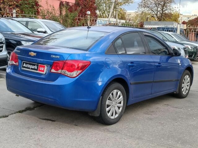 Синий Шевроле Круз, объемом двигателя 1.6 л и пробегом 161 тыс. км за 6850 $, фото 6 на Automoto.ua