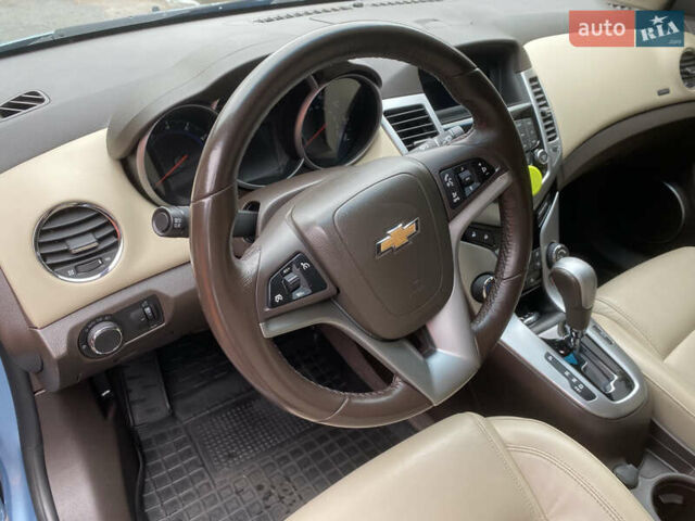 Синий Шевроле Круз, объемом двигателя 1.36 л и пробегом 123 тыс. км за 7500 $, фото 8 на Automoto.ua
