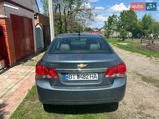Синий Шевроле Круз, объемом двигателя 1.8 л и пробегом 163 тыс. км за 7499 $, фото 4 на Automoto.ua