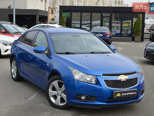 Синий Шевроле Круз, объемом двигателя 2 л и пробегом 160 тыс. км за 8999 $, фото 35 на Automoto.ua
