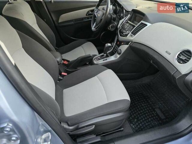 Синий Шевроле Круз, объемом двигателя 2 л и пробегом 127 тыс. км за 6950 $, фото 22 на Automoto.ua