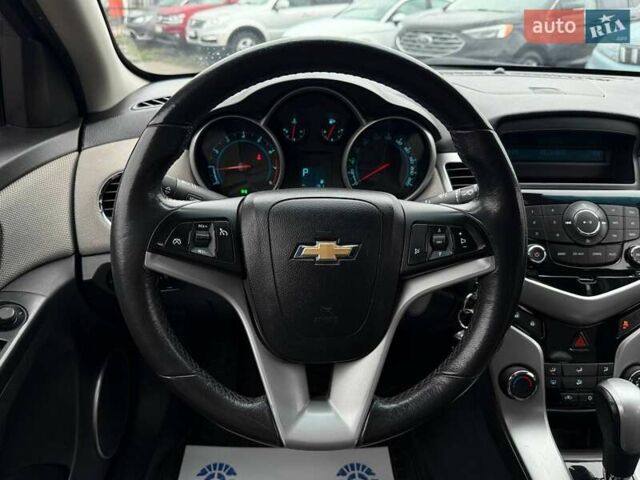 Синий Шевроле Круз, объемом двигателя 1.6 л и пробегом 155 тыс. км за 8700 $, фото 11 на Automoto.ua