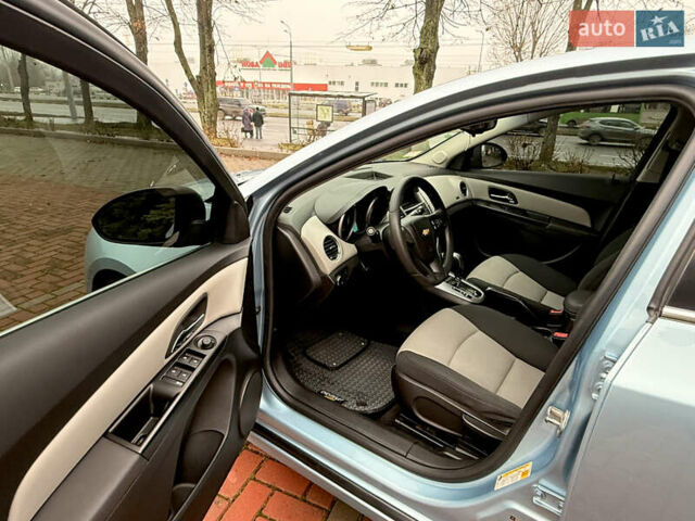 Синий Шевроле Круз, объемом двигателя 1.8 л и пробегом 249 тыс. км за 6500 $, фото 28 на Automoto.ua