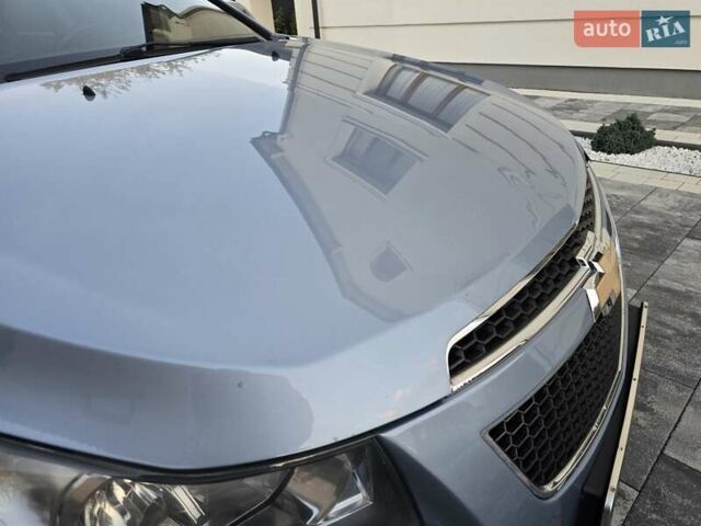 Синий Шевроле Круз, объемом двигателя 2 л и пробегом 127 тыс. км за 6950 $, фото 29 на Automoto.ua