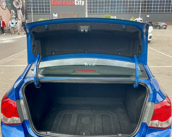 Синій Шевроле Круз, об'ємом двигуна 1.99 л та пробігом 352 тис. км за 7500 $, фото 23 на Automoto.ua