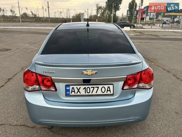 Синій Шевроле Круз, об'ємом двигуна 1.8 л та пробігом 248 тис. км за 6200 $, фото 2 на Automoto.ua