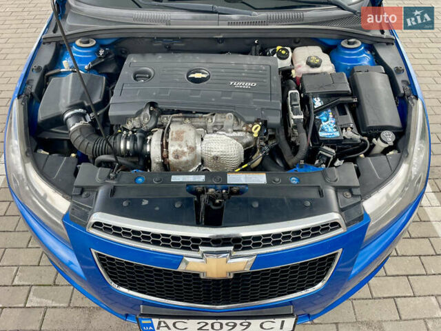 Синій Шевроле Круз, об'ємом двигуна 1.99 л та пробігом 352 тис. км за 7500 $, фото 24 на Automoto.ua